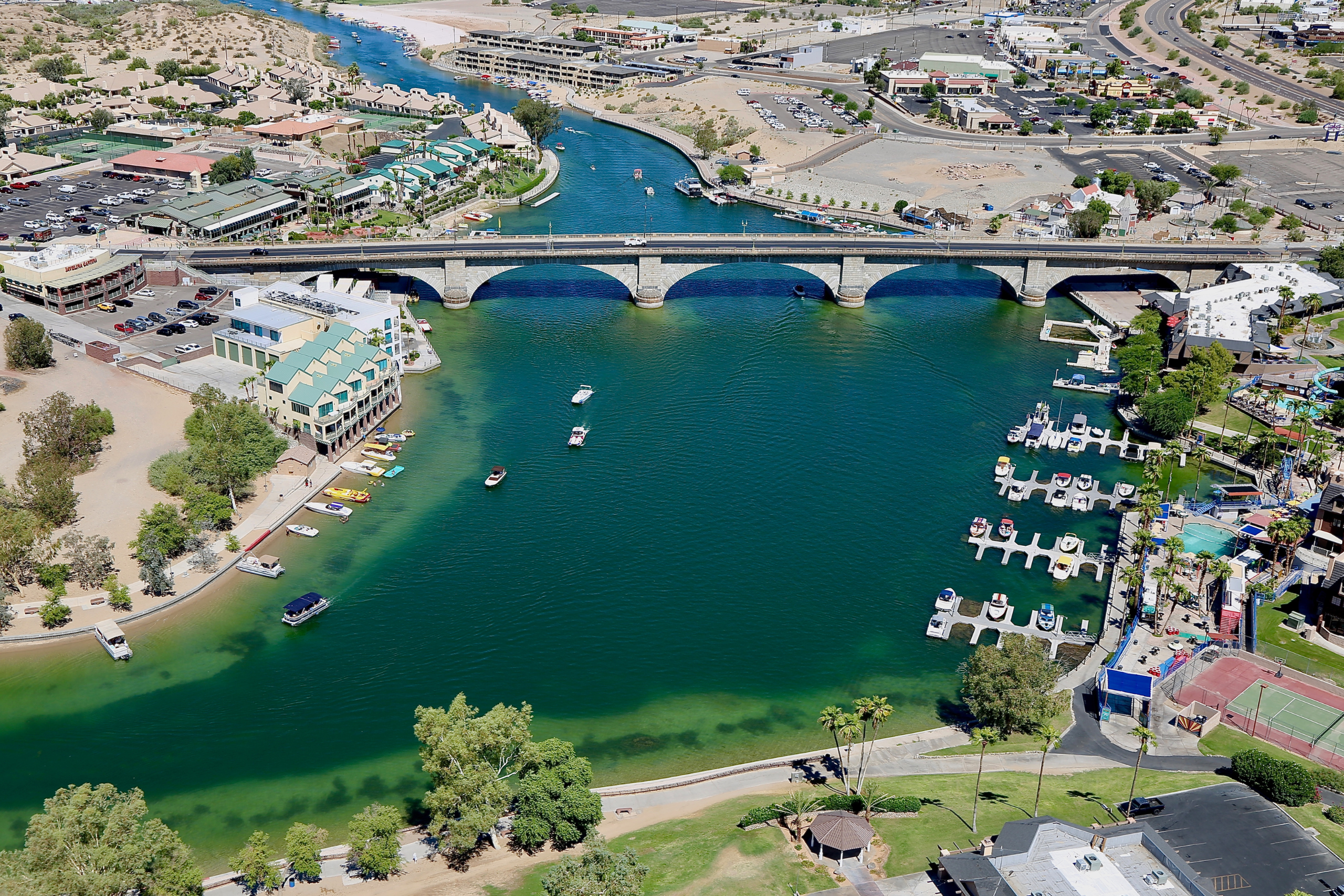 Top 5 Best Places to Float on Lake Havasu with Your Aqua Lily Pad